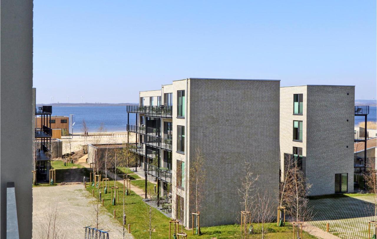 Beach Front Apartment In Lembruch-Duemmer See Екстериор снимка